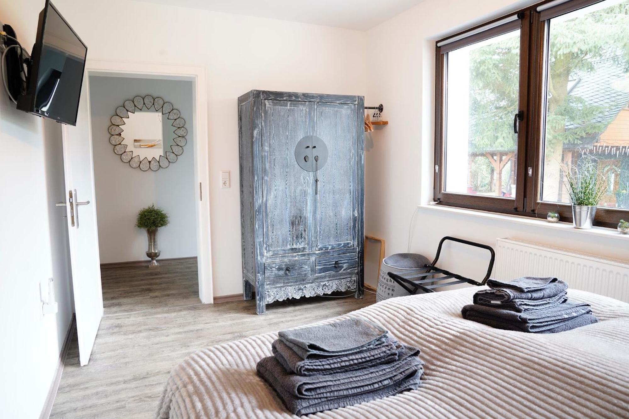 Wellness Am Morgengau Mit Whirlpool Und Sauna Rotterode Exterior photo
